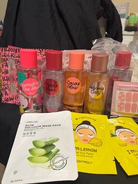 Victoria's Secret Pink Fragrance Mist Set in Pink, Coral, Orange, Gold, Red